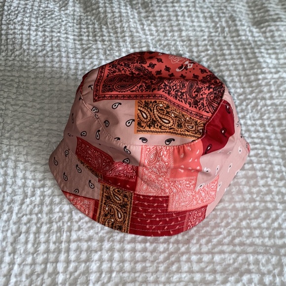 Bucket Hat - Picture 3 of 4